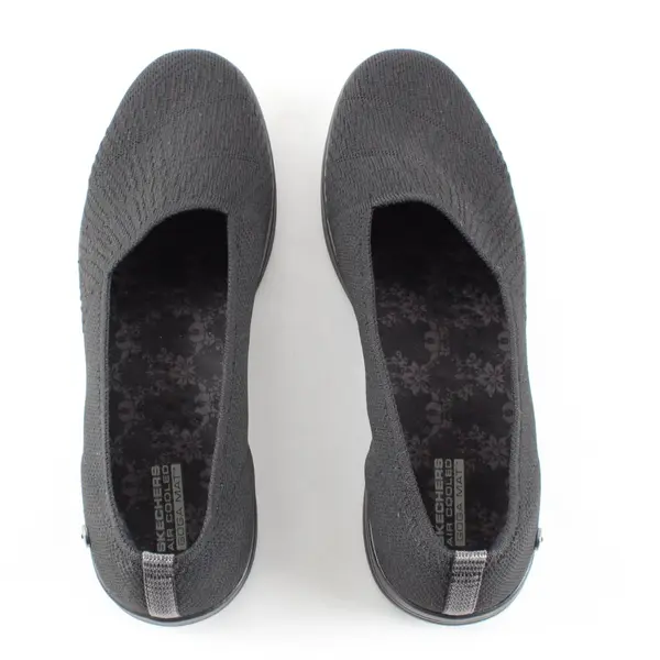 Skechers Goga Mat Stretch Fit Women's Shoes Black Size 9.5