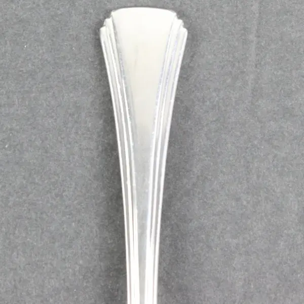 Reed & Barton Stainless Steel Sugar Shell Spoon 6.25 Inch