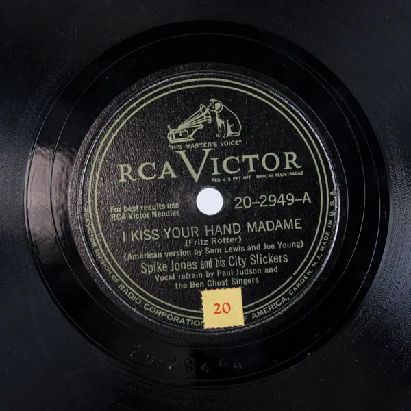 Spike Jones I Kiss Your Hand Madame /I'm Getting Sentimental OverYou