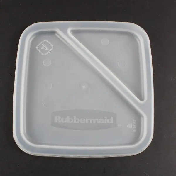 Rubbermaid Set of 5 Clear Divided Food Snack Containers