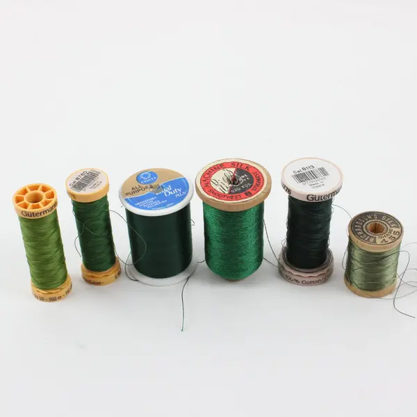 Lot of 6 Mixed Brand Green Sewing Thread Spools Gütermann Coats Richardson's