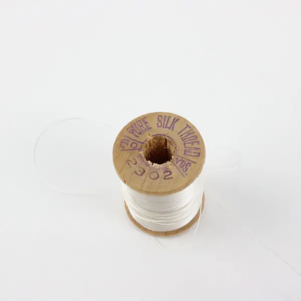Lot of 5 White Sewing Thread Spools Sulky Gutermann Coats & Clark Mixed Brands