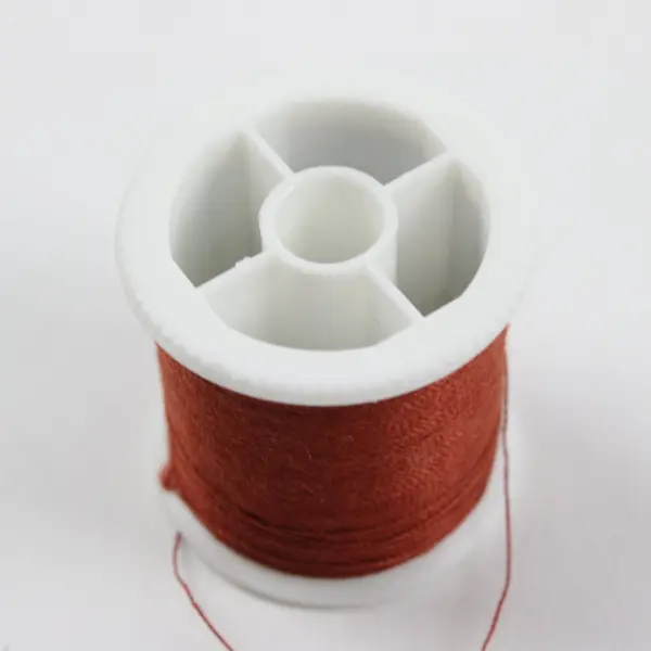 Lot of 5 Red Sewing Thread Spools Coats Blythe Quilting Crafting