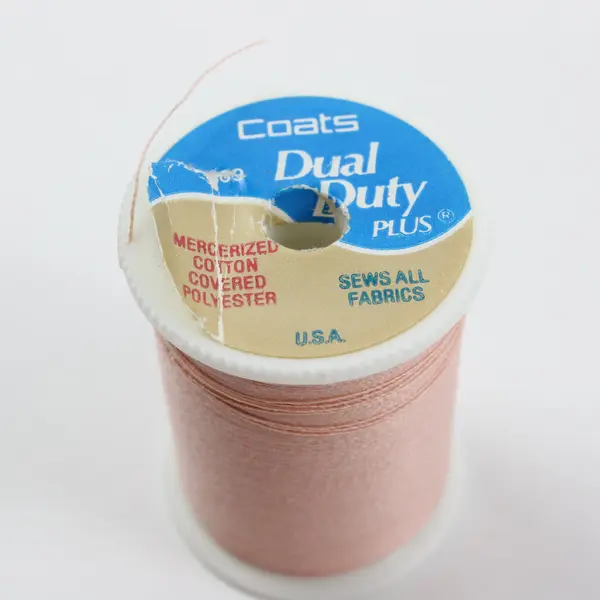 Lot of 5 Peach Nude Sewing Thread Quilting Craft Coats Clark Felding Corticelli