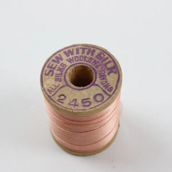 Lot of 5 Peach Nude Sewing Thread Quilting Craft Coats Clark Felding Corticelli