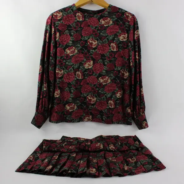 Pendleton Country Sophisticates Petite Floral Top Skirt Set Size 6 Burgundy