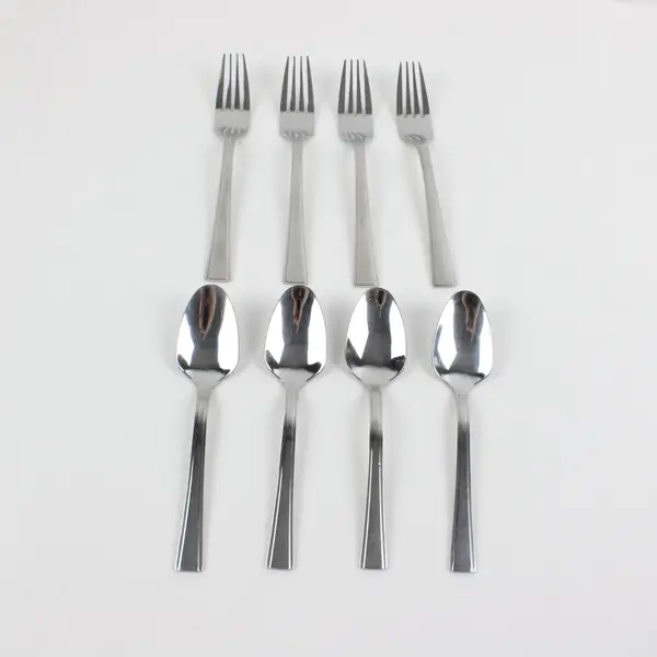Lot of 8 Oneida Flatware Spoons & Forks Used 6-7 Inch
