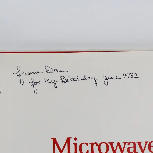 Vintage 1982 Microwave Cookbook: The Complete Guide Pat Jester Hardcover