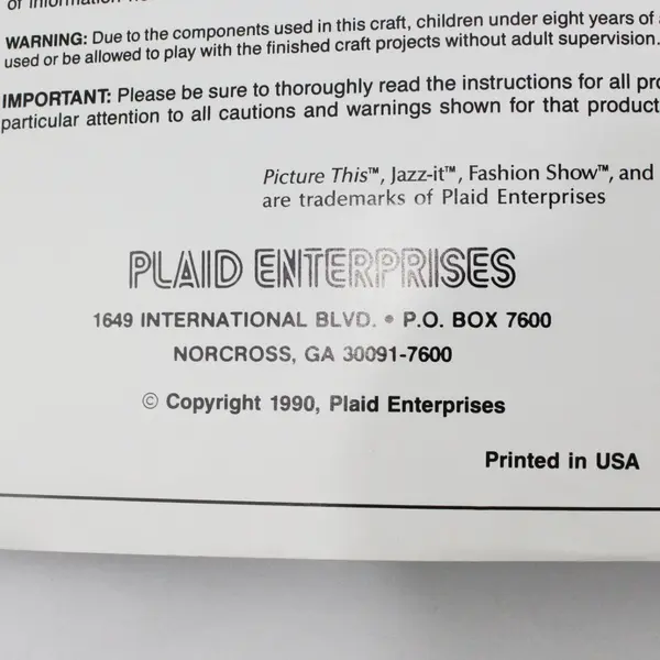 Plaid Fashions From Memories Fabric Transfers 1990 Paperback #8530