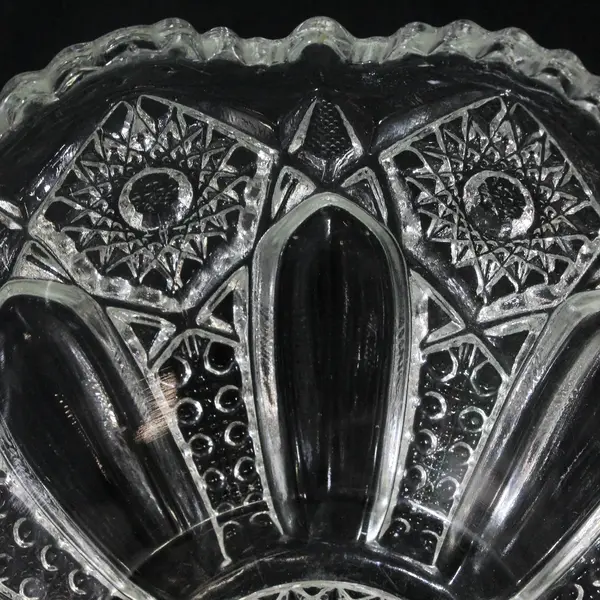 L.E. Smith Hobstar & File Clear Pressed Glass Serving Bowl 8" Scalloped Rim
