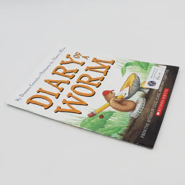 Scholastic Inc Diary of a Worm by Doreen Cronin 2004 Paperback Good Condition