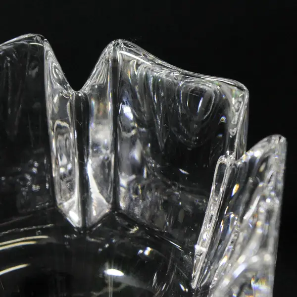 Orrefors Corona Crystal Petal Bowl Lars Hellsten 4.5 Inch