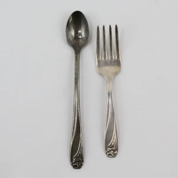 2 International Silver 1847 Rogers Bros IS Daffodil Silver-Plate Baby Spoon Fork