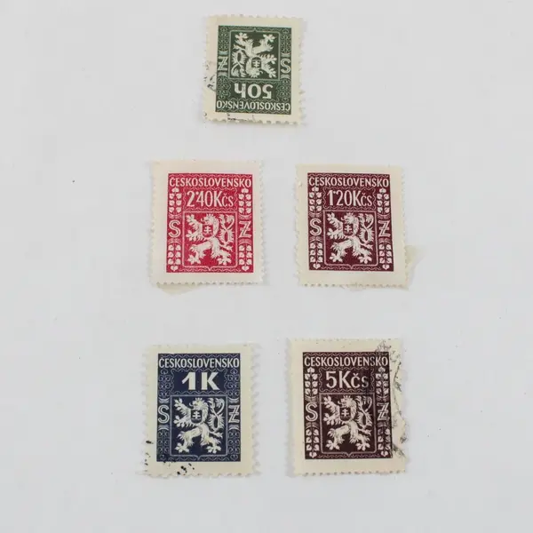 Lot of 5 Czechoslovakia Coat of Arms Stamps 1945-47 Mixed Used & Mint Hinged