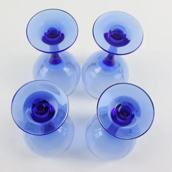 Set of 4 Cobalt Blue Stemmed Wine Glasses 7in Barware