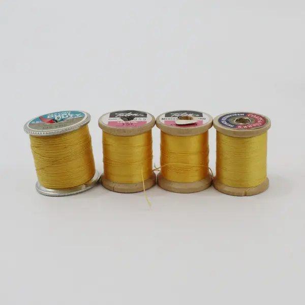 Lot of 17 Sewing Thread Spools Coats & Clark Talon Mixed Colors