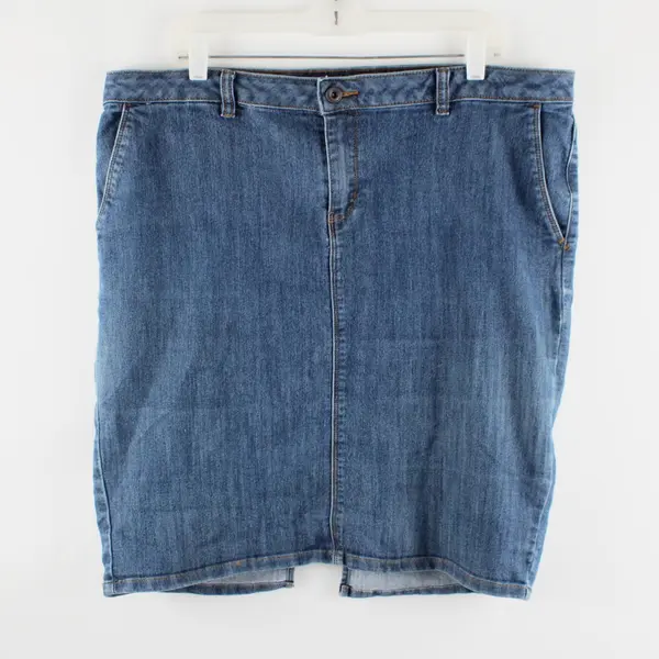 Liz Claiborne Women's XL Medium Wash Denim Straight Skirt
