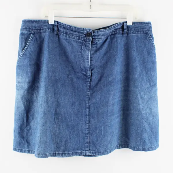 White Stag Women's Denim Mini Skirt Medium Wash Size 18W