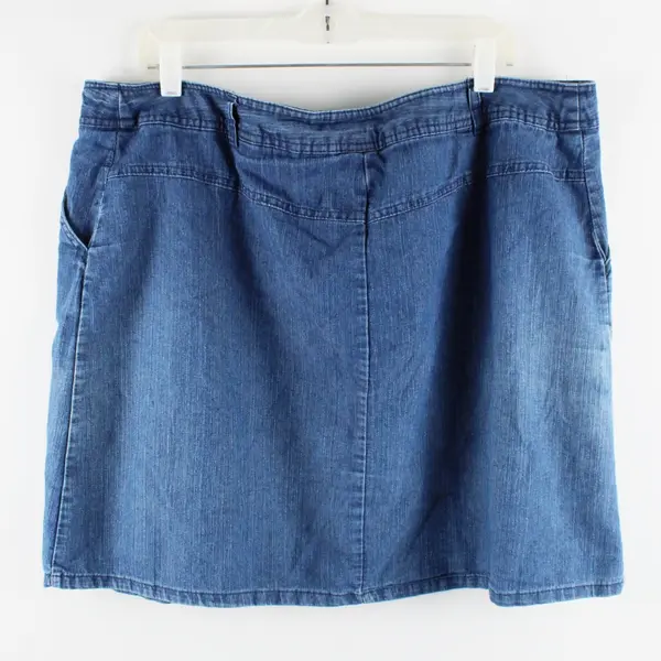 White Stag Women's Denim Mini Skirt Medium Wash Size 18W