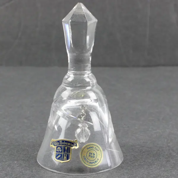 Karlo Bohemia Czech Hand Cut 24% PbO Lead Crystal Glass Bell