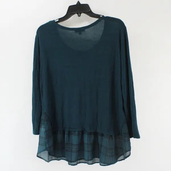 Chenault Women's M Forest Green Plaid Hem Long Sleeve Top