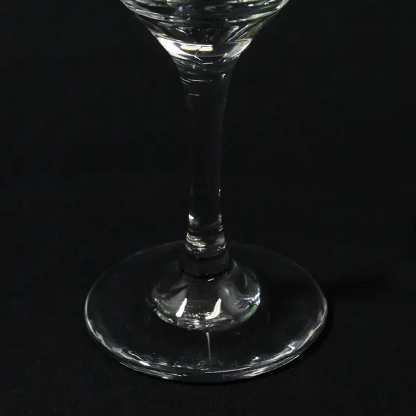 Lot of 4 Unbranded Matching Clear Glass Stemmed White Wine Glasses 8" Tall
