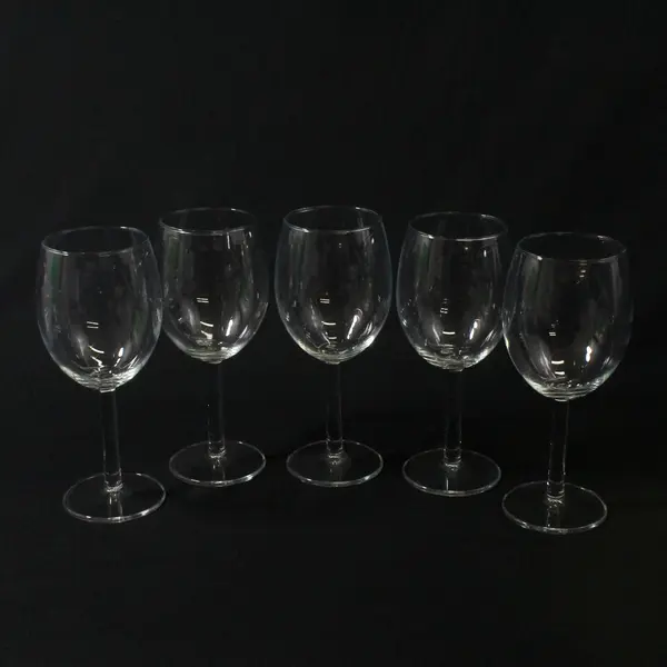 Lot of 5 Unbranded Matching Clear Glass Stemmed Small Wine Glasses 7.25" Tall