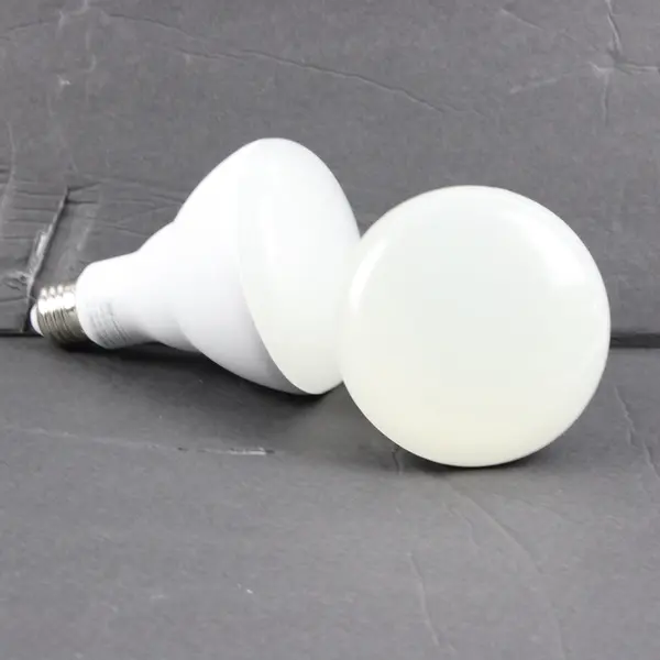 Lot of 5 Feit Electric LED BR30 Reflector Flood Light Bulbs