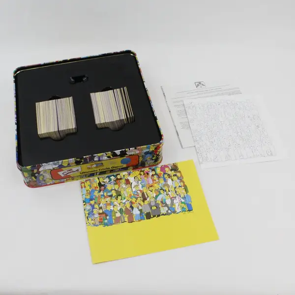 The Simpsons Ultimate Trivia Game in Metal/Tin Box Vintage 2001, #42999 complete