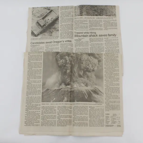 Lot Of Oregonian Newspaper Mt St Helens Eruption Clippings May 19-20 1980