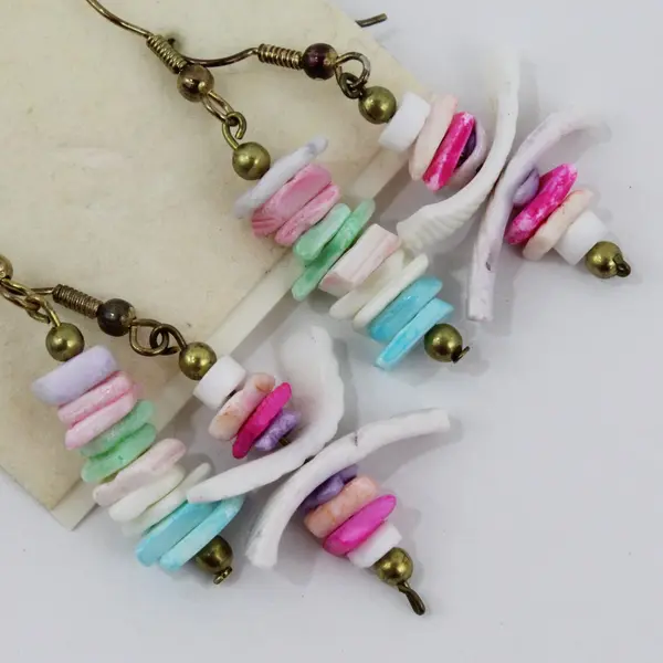 Ala Makana Hawaii Souvenir Colorful Shell Earrings 2 Sets