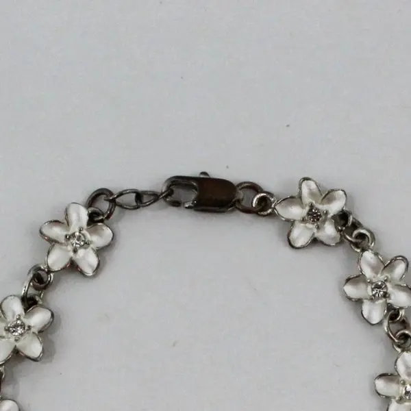 Unbranded Hawaiian Plumeria Floral Link Bracelet White Silver Tone 7.75"
