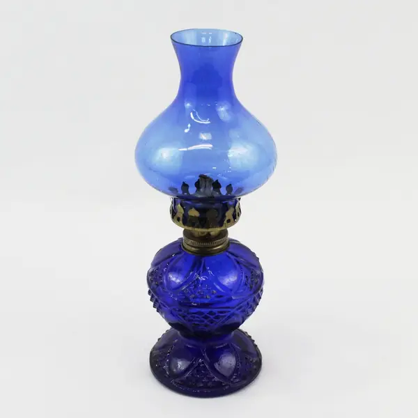 Vtg 11.5" Cobalt Blue Glass Oil Lamp Made In Hong Kong Diamond Floral Pattern