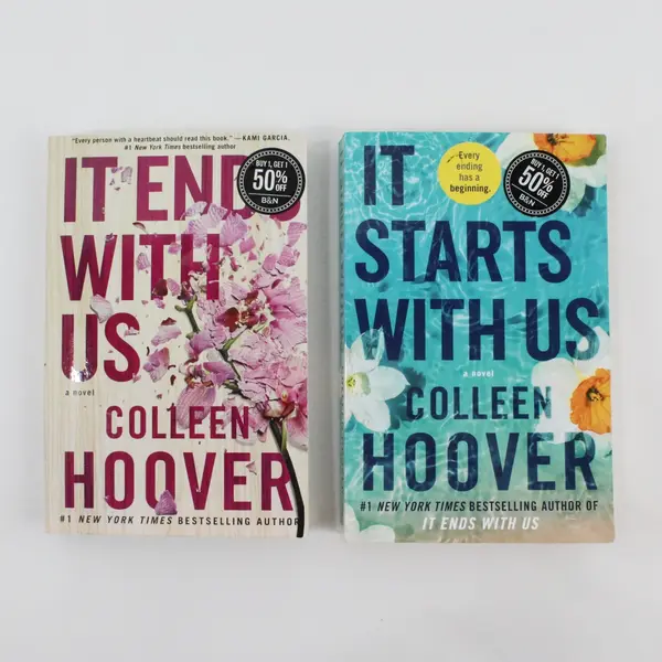 Lot of 2 Colleen Hoover Novels It Ends With Us 2016 It Starts With Us 2022 PB1. 
