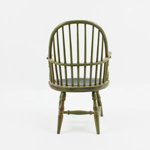 Investment Collectables Miniature Green Continuous-Arm Windsor Armchair