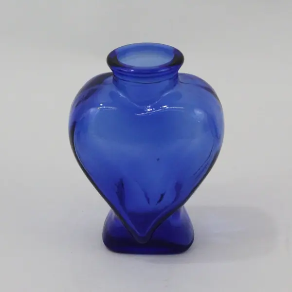 Lot Of 5 Small Cobalt Blue Glass Vases Assorted Sizes And Shapes