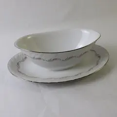 Style House Fine China Largo Pattern Gravy Boat w/ Attached Underplate