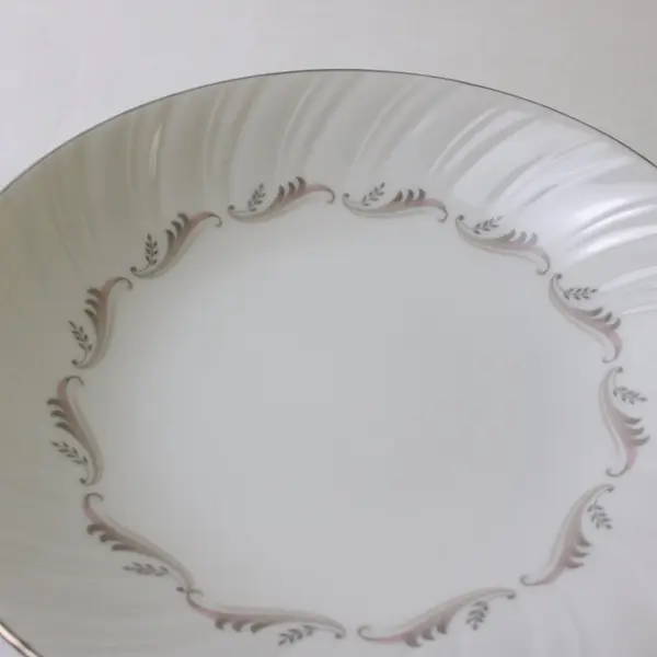 Set of 4 Vintage Style House Largo Fine China Soup Bowls