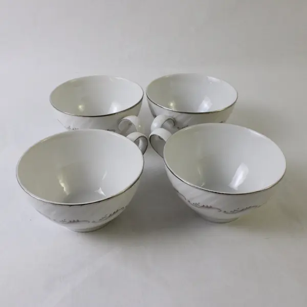 Set of 4 Vintage Style House Largo Fine China Teacups No Saucers