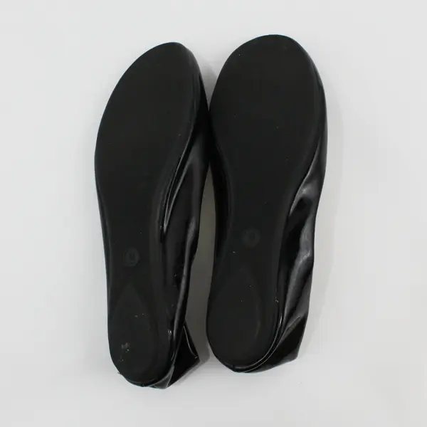 Xhilaration Shiny Black Round Toe Flats Size 9 