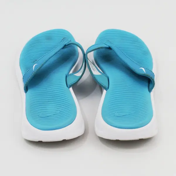 Nike Women's Ultra Celso Thong Turquoise White Size 10 Flip Flop Sandal