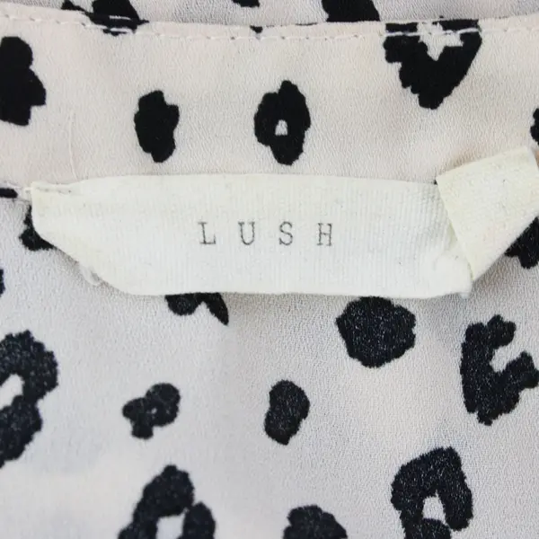 Lush Women's Large Leopard Print Roll-Tab Sleeve Blouse Off-White Black