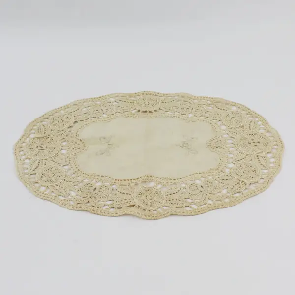 Vintage Ecru Floral Oval Doily 14 Inch Table Linen