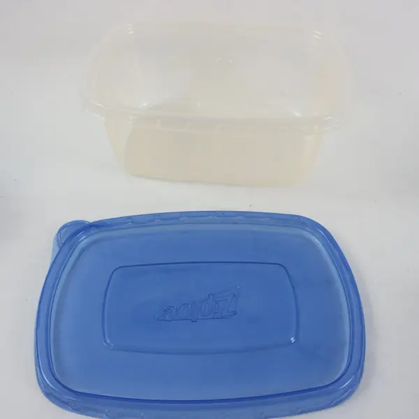 Lot of 4 Ziploc Food Containers 1x9-Cup 1x3-Cup 2x5-Cup w/Lids