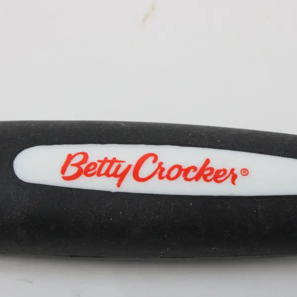 Betty Crocker Lot of 3 Kitchen Tool Groups Pizza Cutter Scoop Measuring Spoons