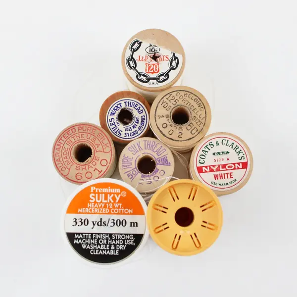 Lot of 8 Assorted White Thread Spools Gutermann Sulky Coats & Clark J&P Coats