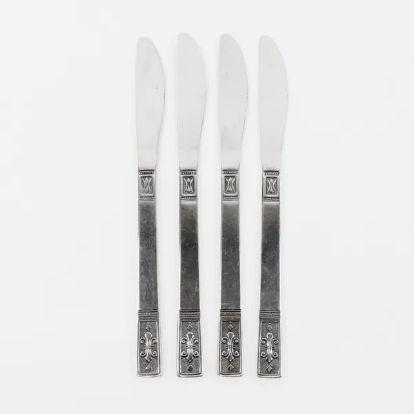 Lot of 4 Interpur Flatware Cortina Pattern SS Dinner Knives 9" Black Accents 