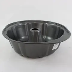 Wilton 2105-6803 Nonstick Fluted Bundt Cake Pan