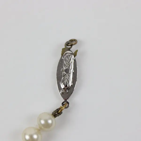 Broken Faux Pearl Necklace for Repair Crafting Parts