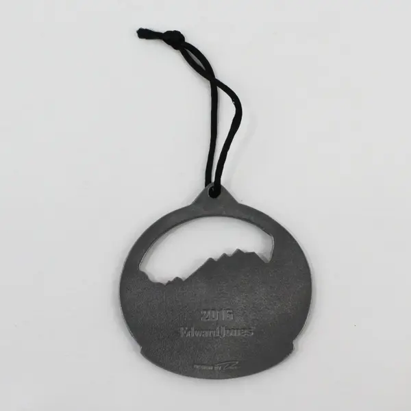 Edward Jones 2016 Season's Greetings Metal Hanging Ornament